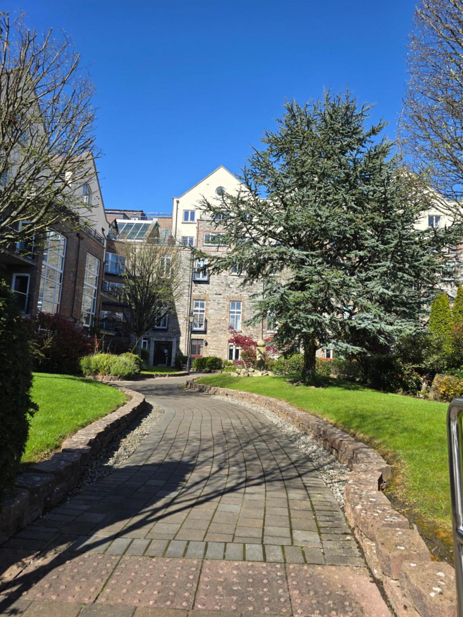 Gracian Omb Dublin Apartment Экстерьер фото